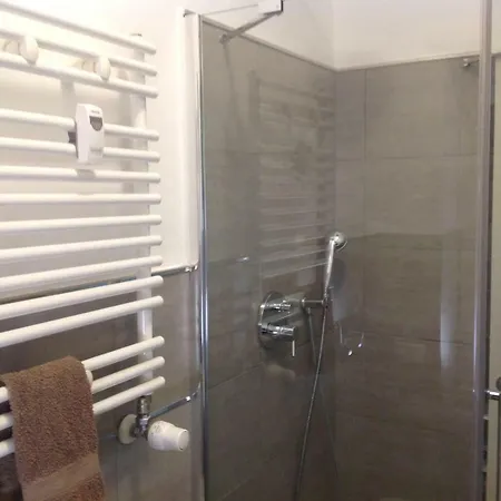 Moderno A Pochi Minuti Dal Centro Apartment